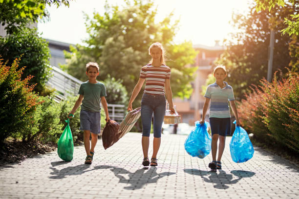 Best Yard Waste Removal  in Edmonds, WA